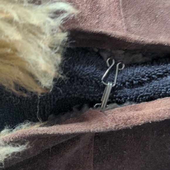 Vintage shearling jacket - Picture 7 of 16